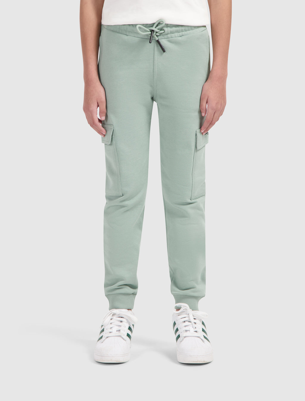 Junior Cargo Logo Sweatpants | Green