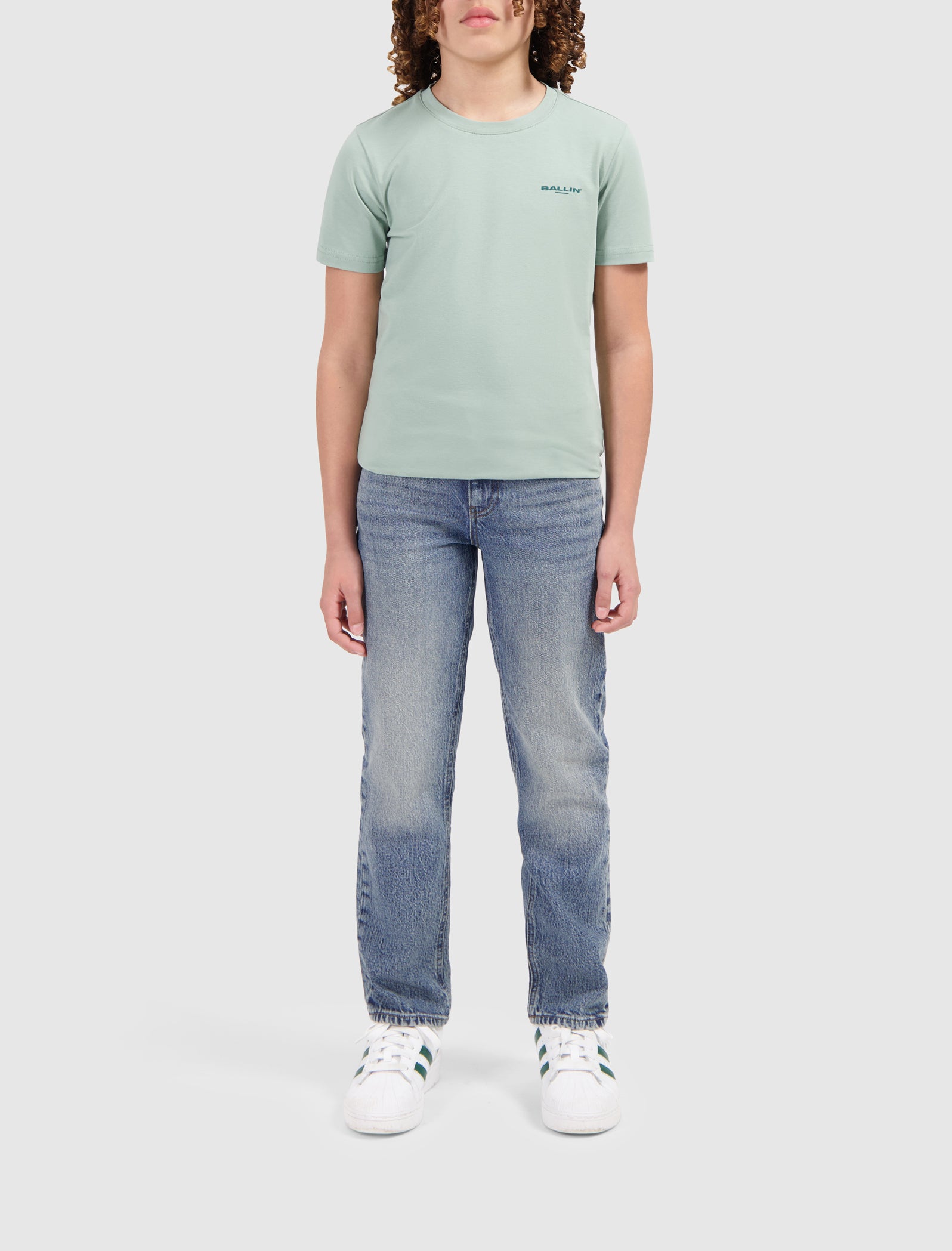 Junior Between Ferns T-shirt | Green