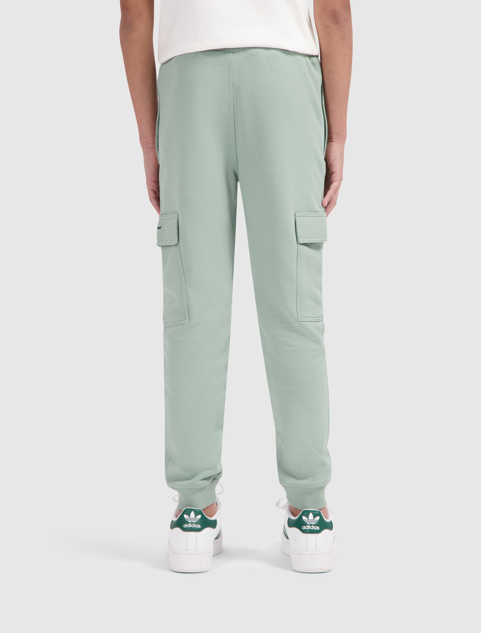 Junior Cargo Logo Sweatpants | Green