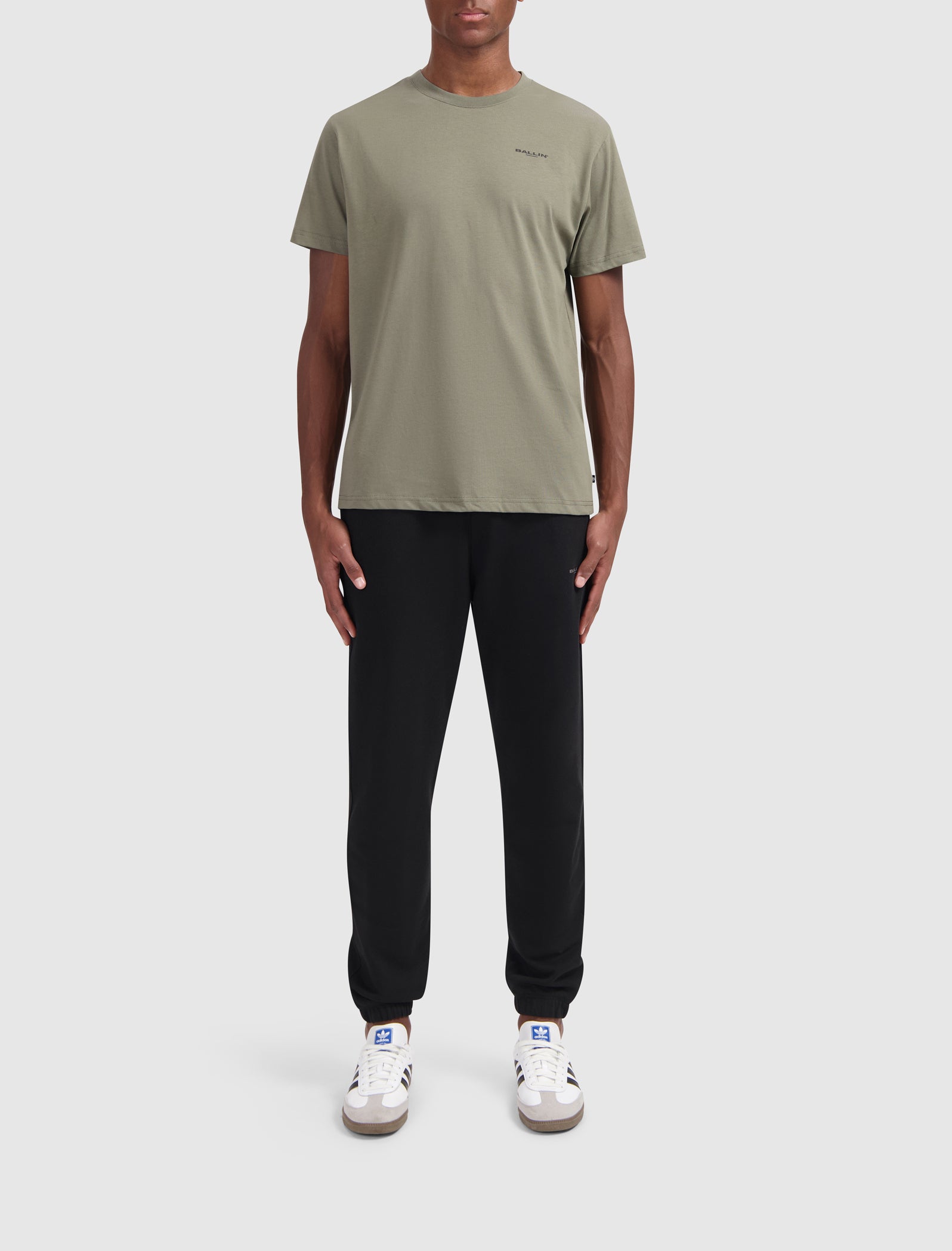 Between Ferns T-shirt | Dark Army