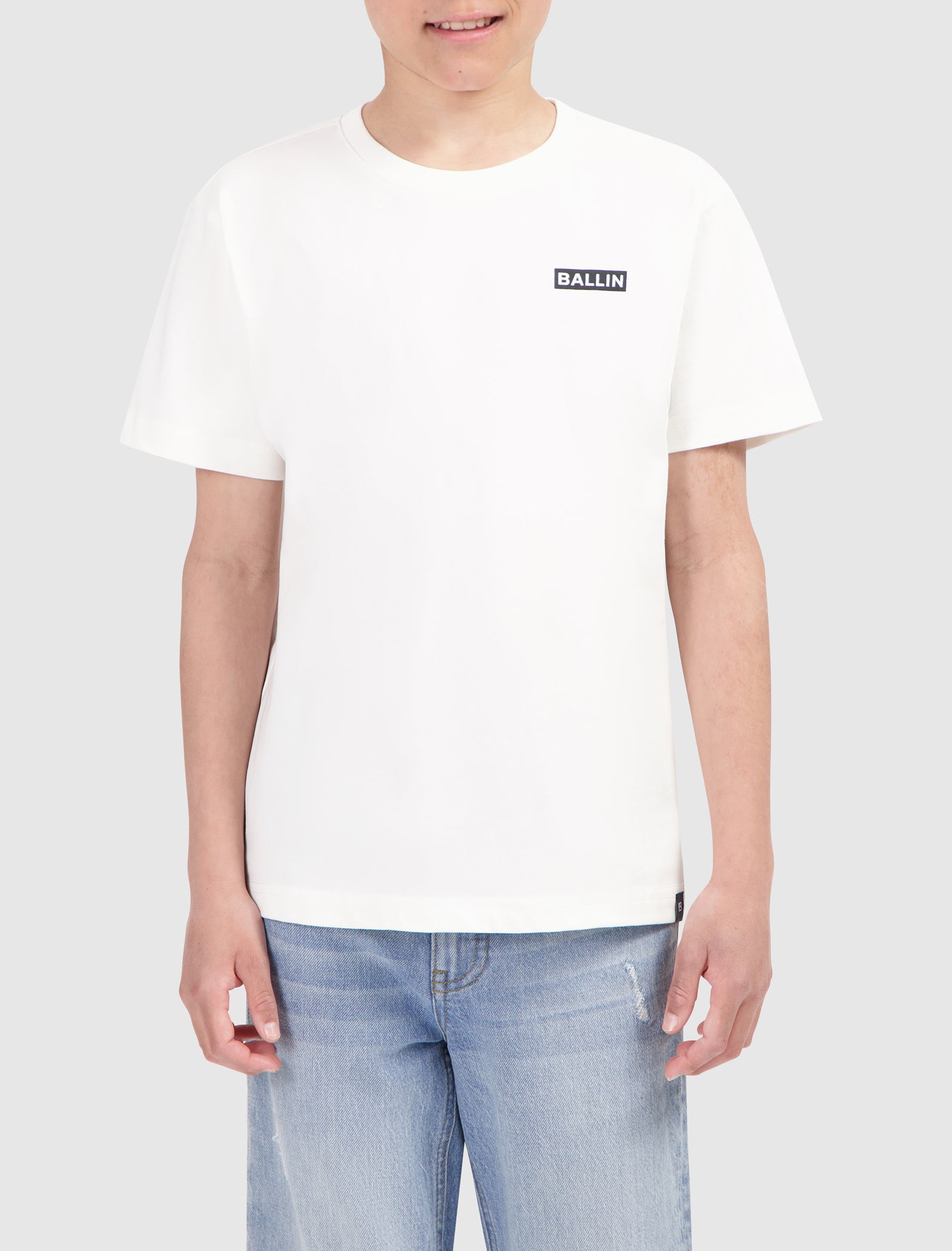 Junior Box Logo Initial T-shirt | Off White