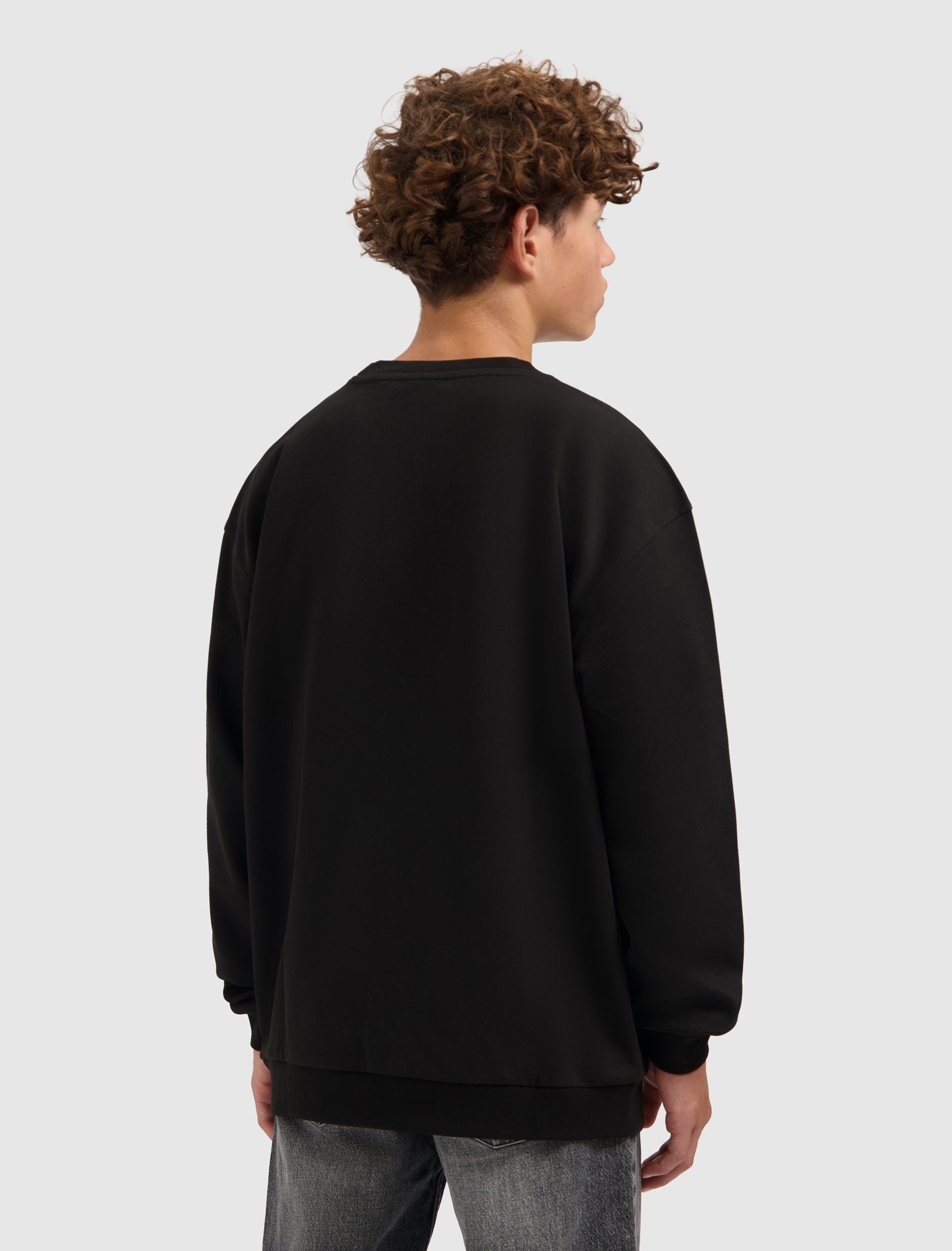 Junior Circle Logo Sweater | Black