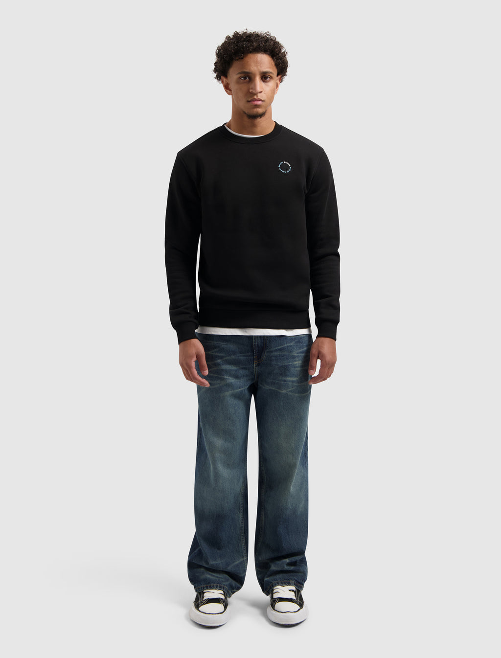 Circle Logo Sweater | Black