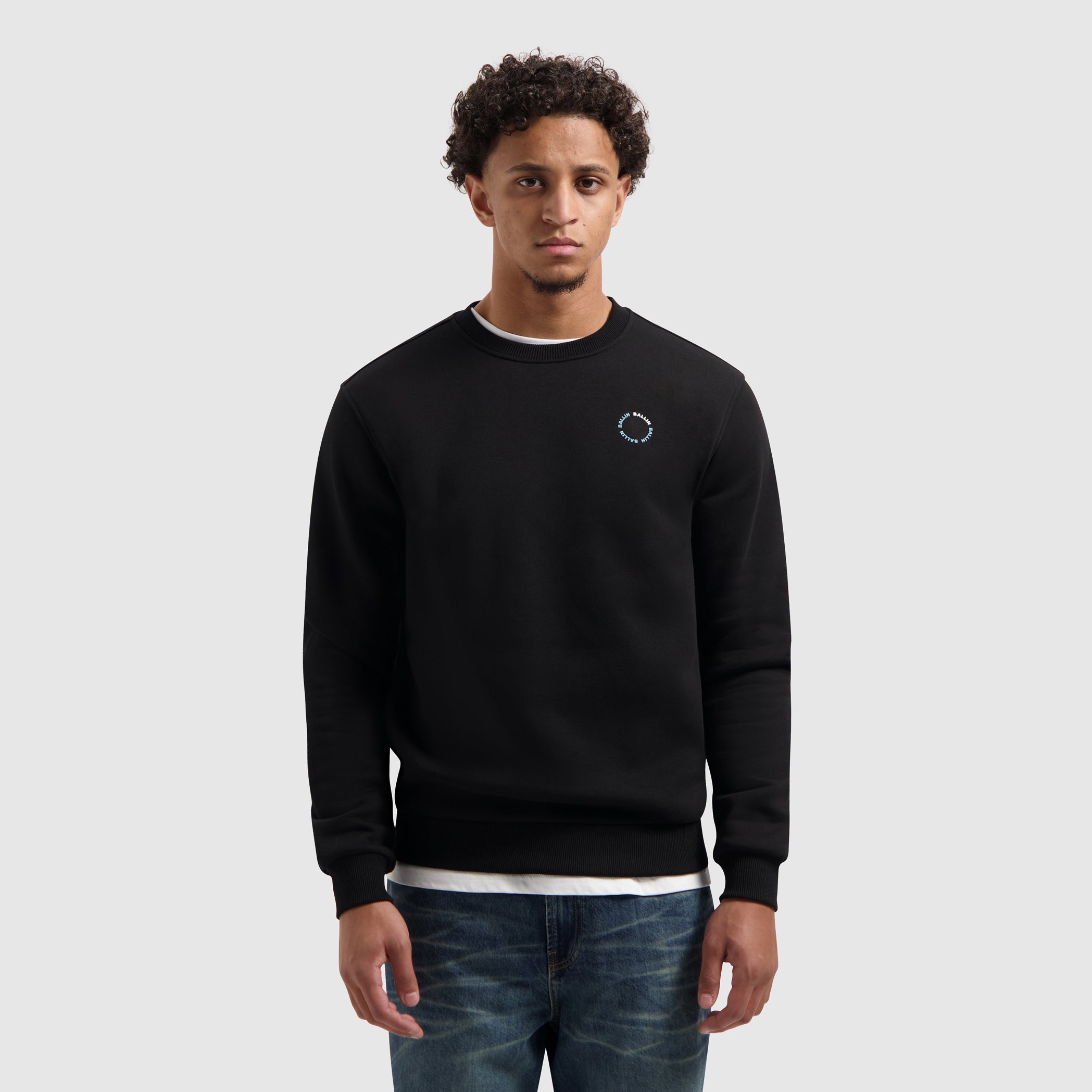 Circle Logo Sweater | Black