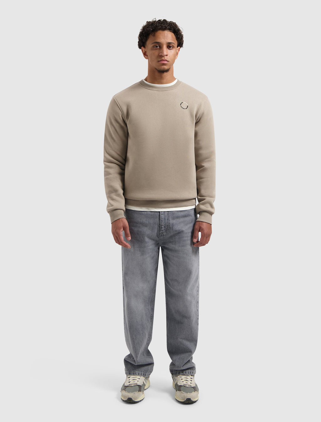 Circle Logo Sweater | Taupe