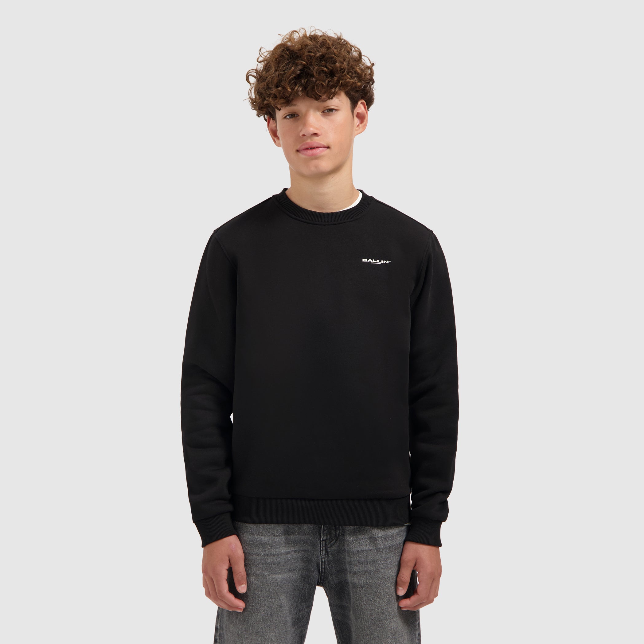 Junior Original Chest Logo Sweater | Black