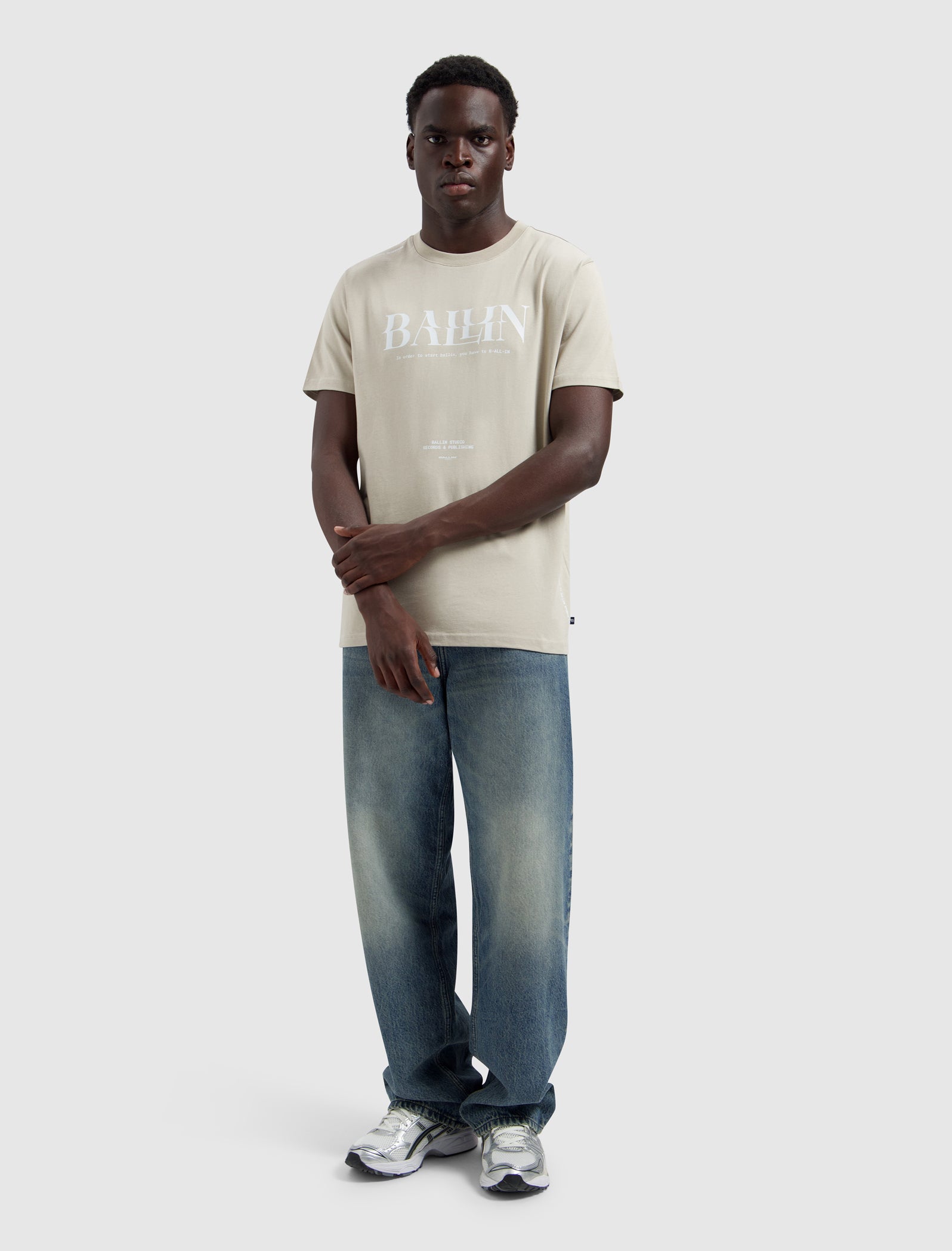 Glitch Logo T-shirt | Taupe