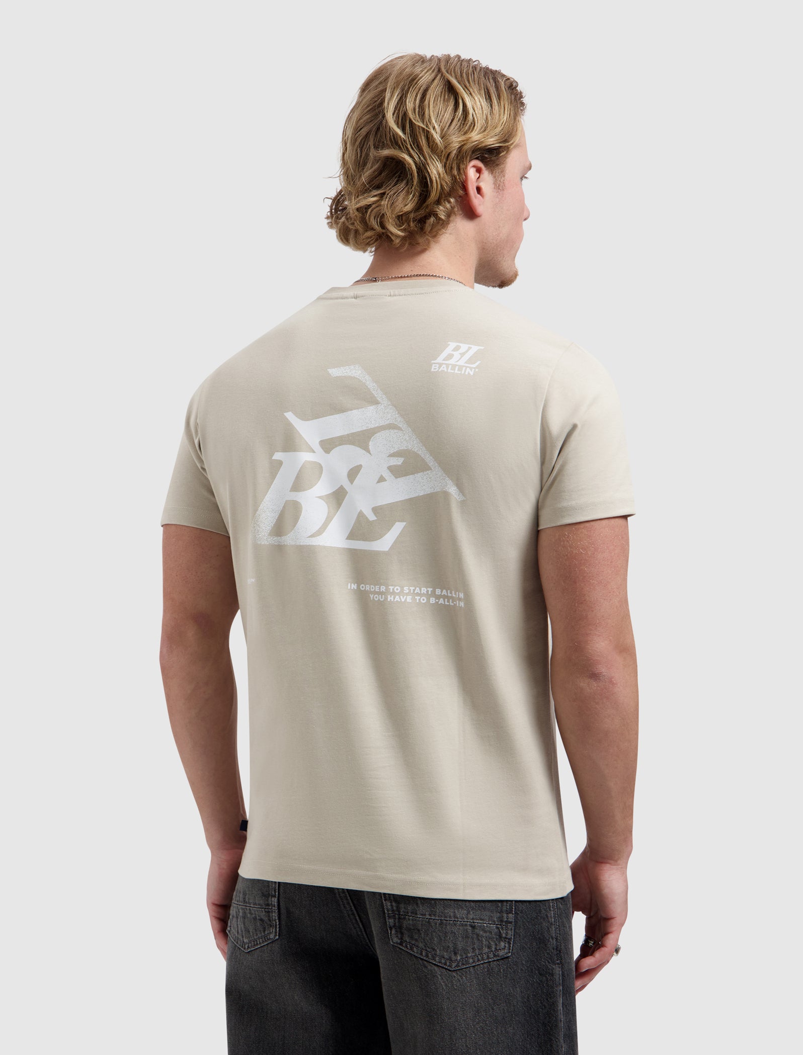 Monogram Spray Logo T-shirt | Taupe