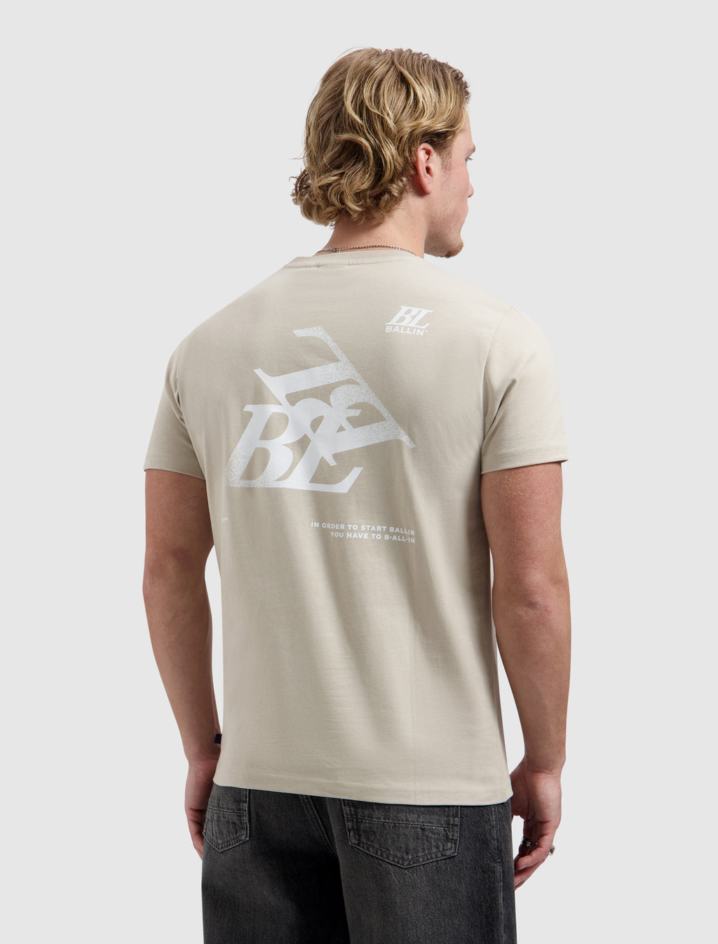 Monogram Spray Logo T-shirt | Taupe