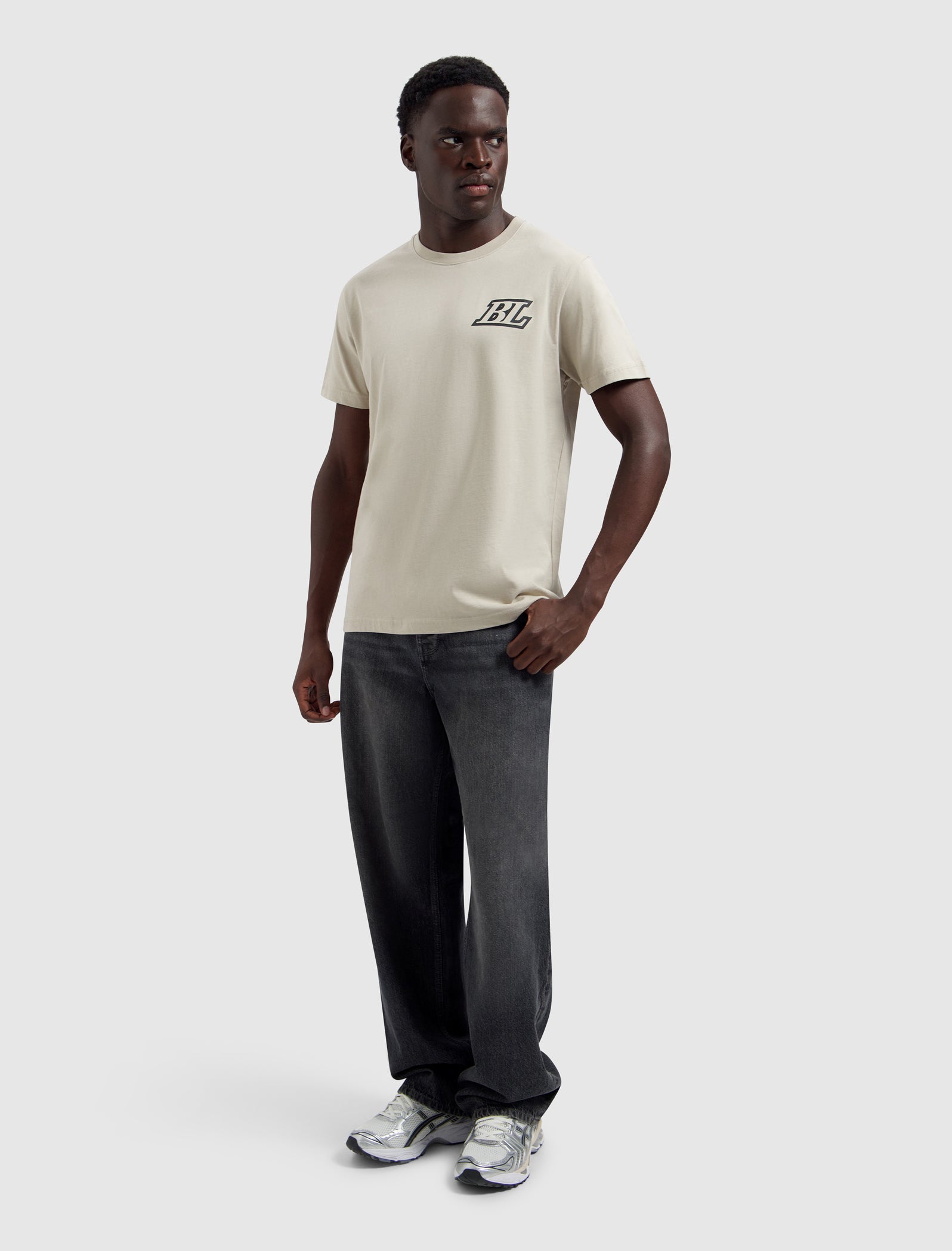 Stacked Logo T-shirt | Taupe