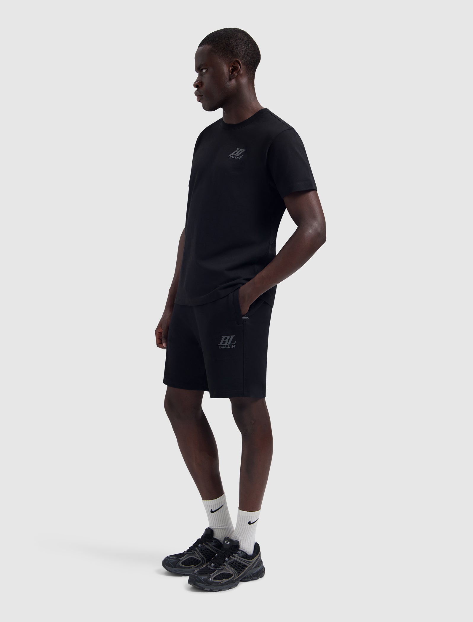 Monogram T-shirt | Black