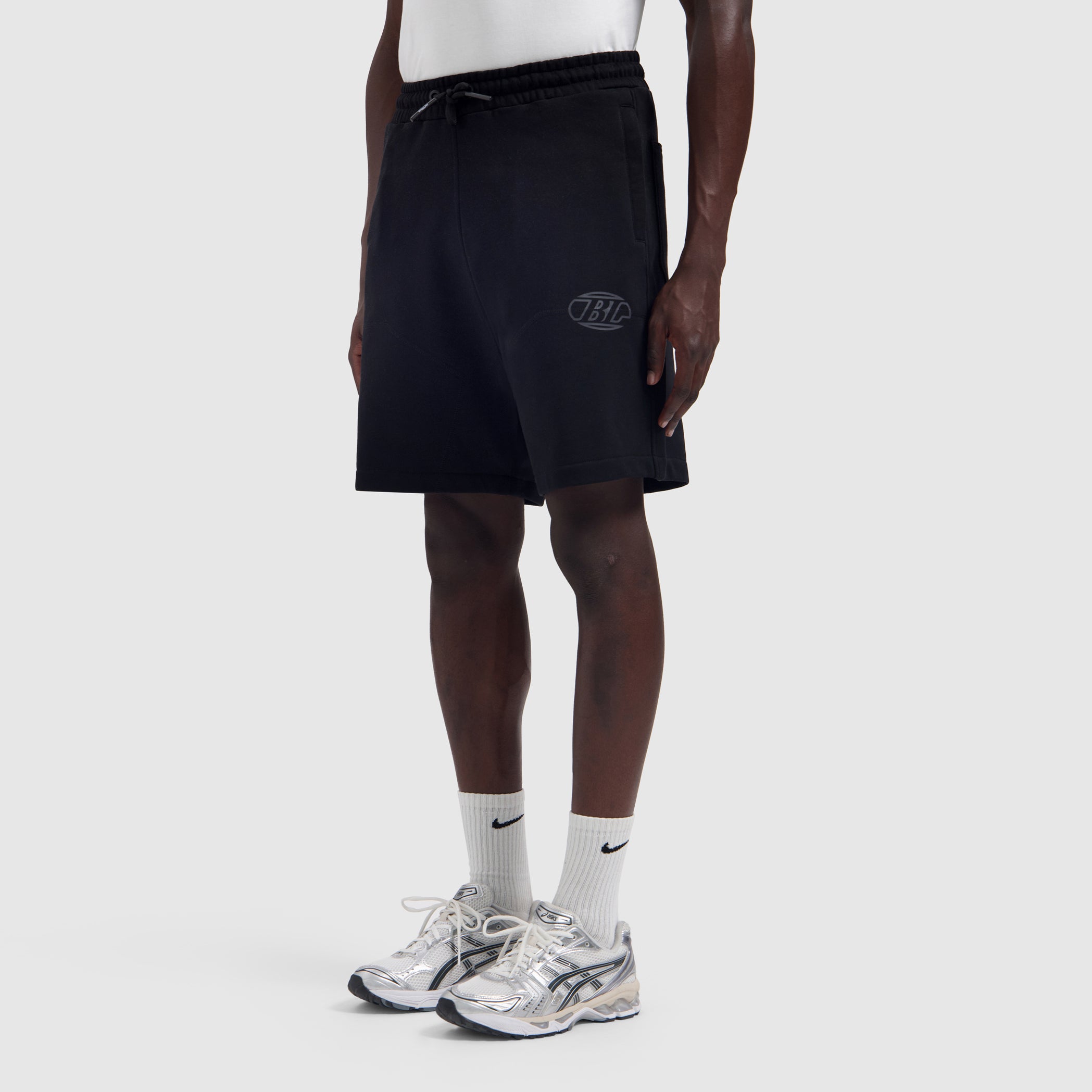 Global Monogram Short | Black