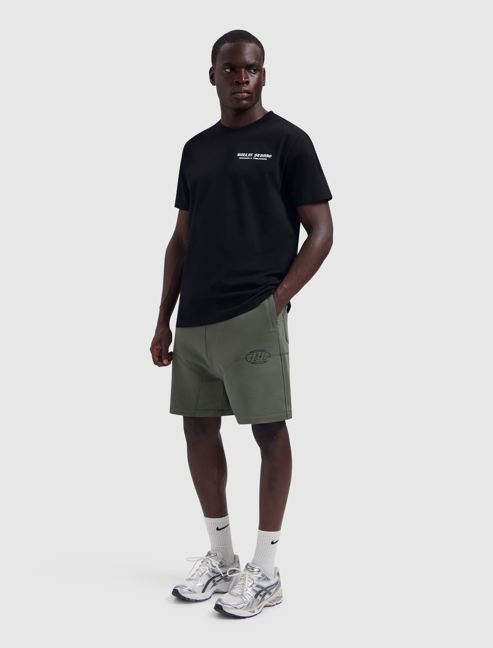 Global Monogram Short | Dark Army