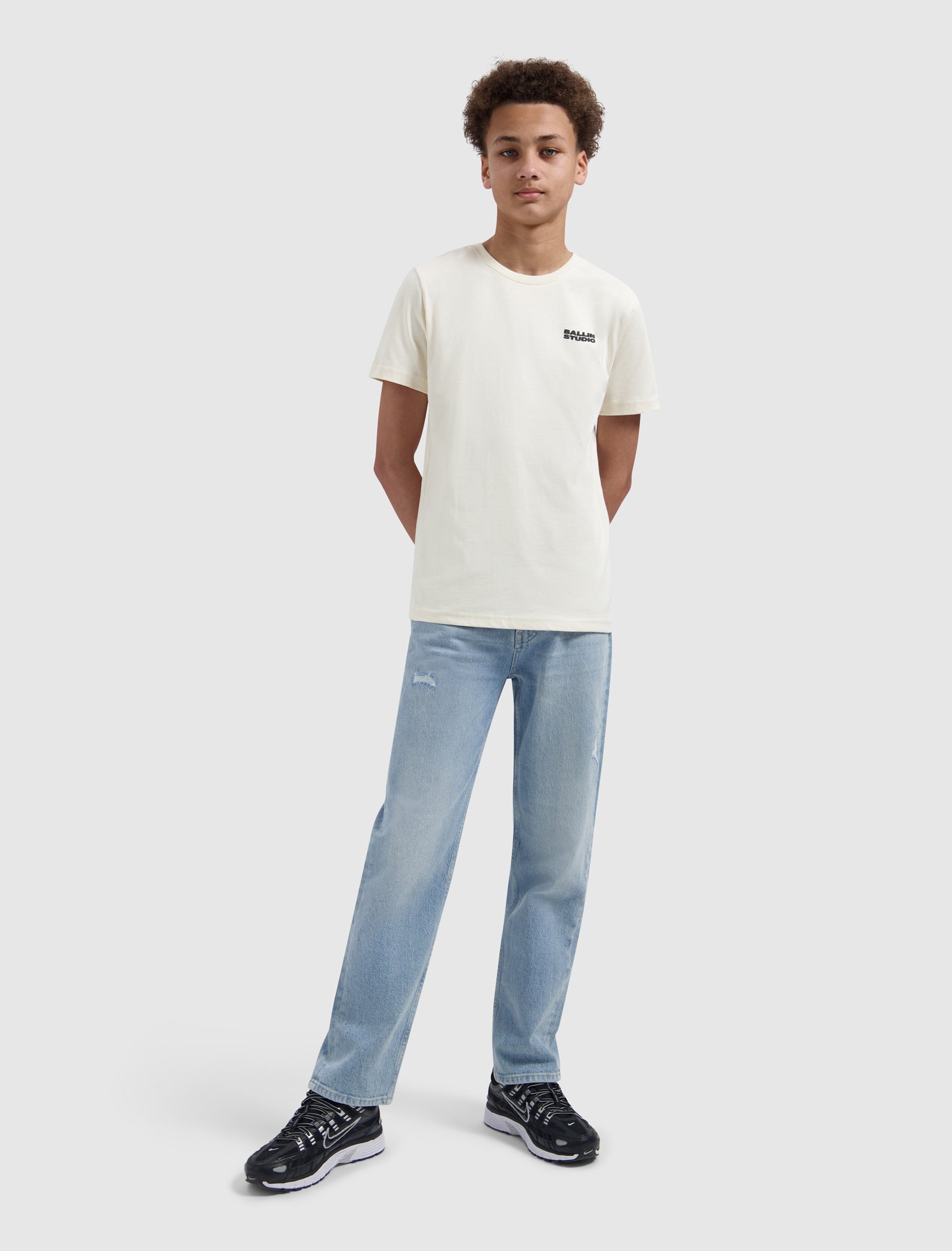 Junior Abstract Letter T-shirt | Ecru