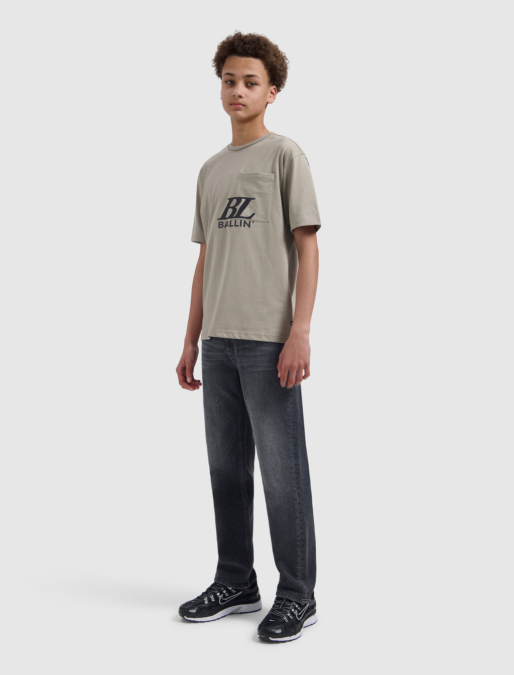 Junior Monogram Pocket T-shirt | Taupe