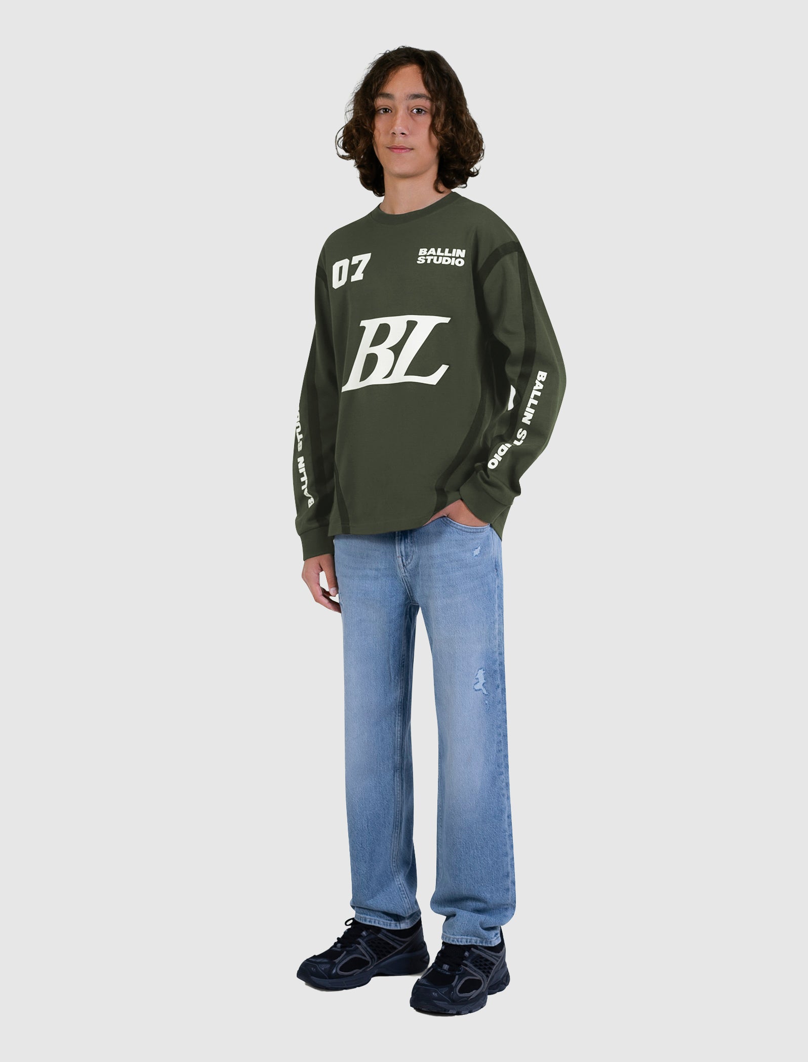 Junior Ballin Studio Longsleeve | Olive