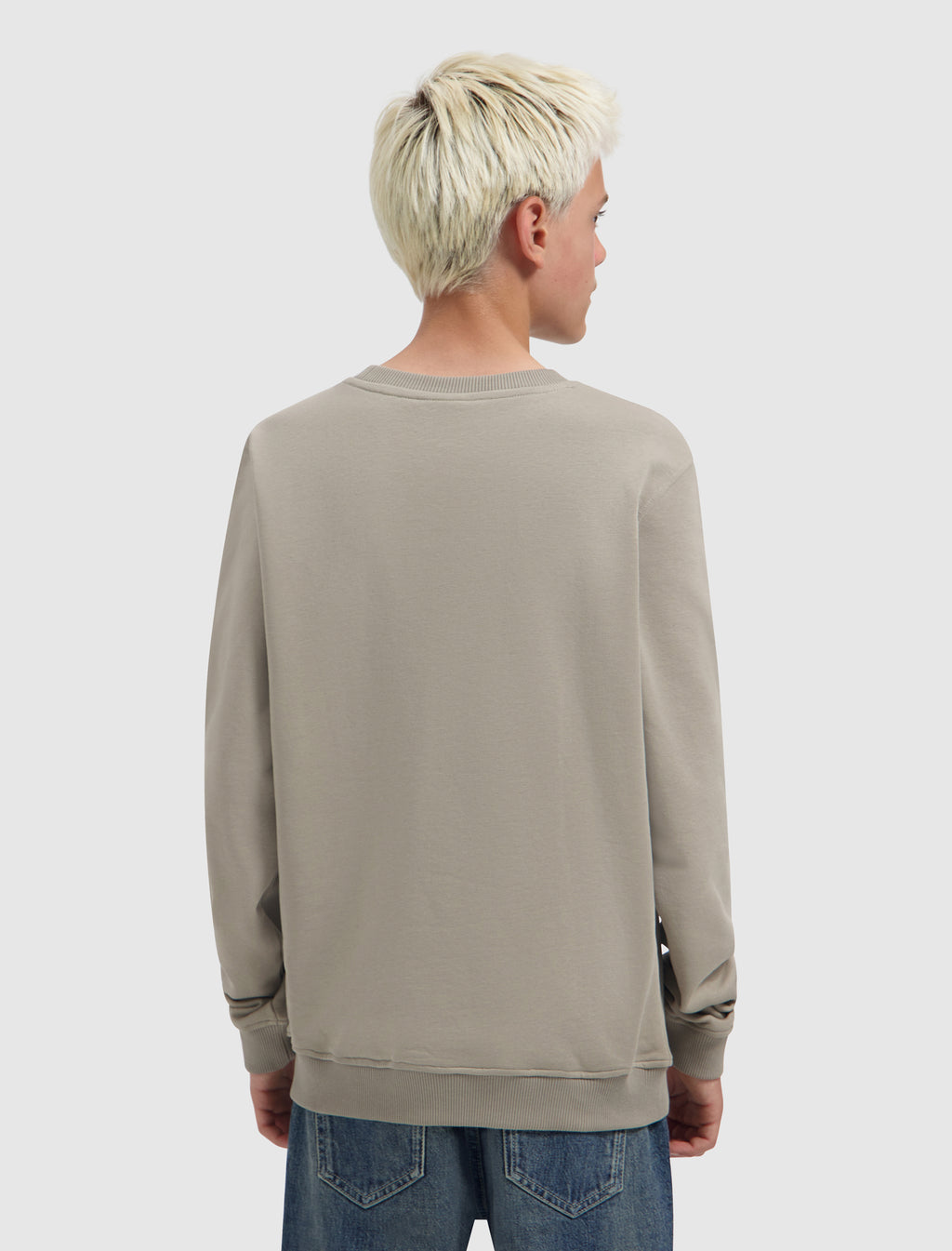 Junior Ballin Studio Crewneck | Taupe