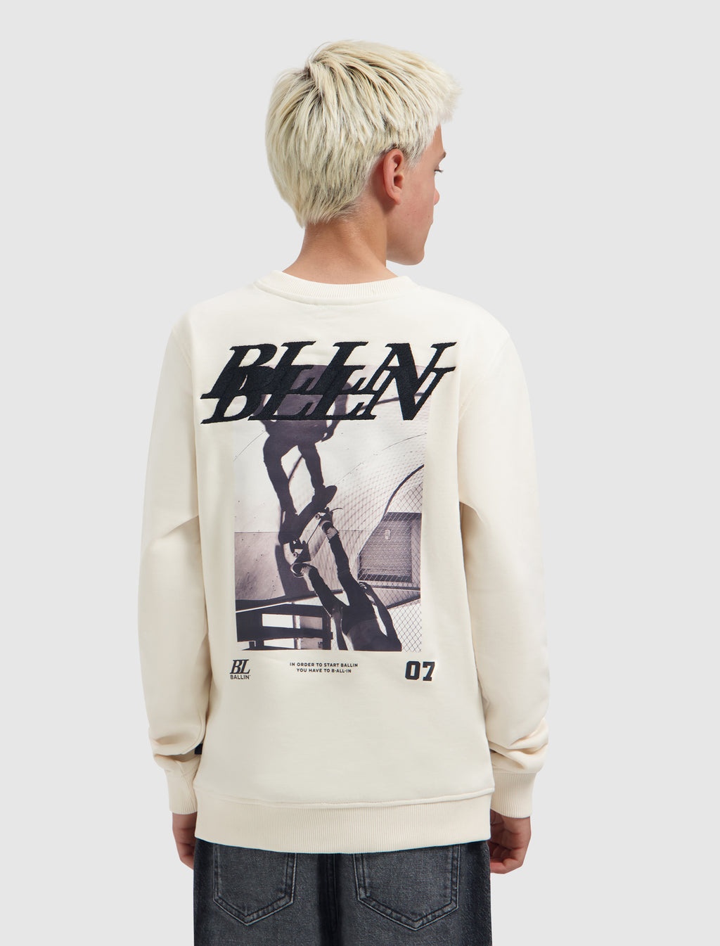 Junior Upside Out Crewneck | Ecru