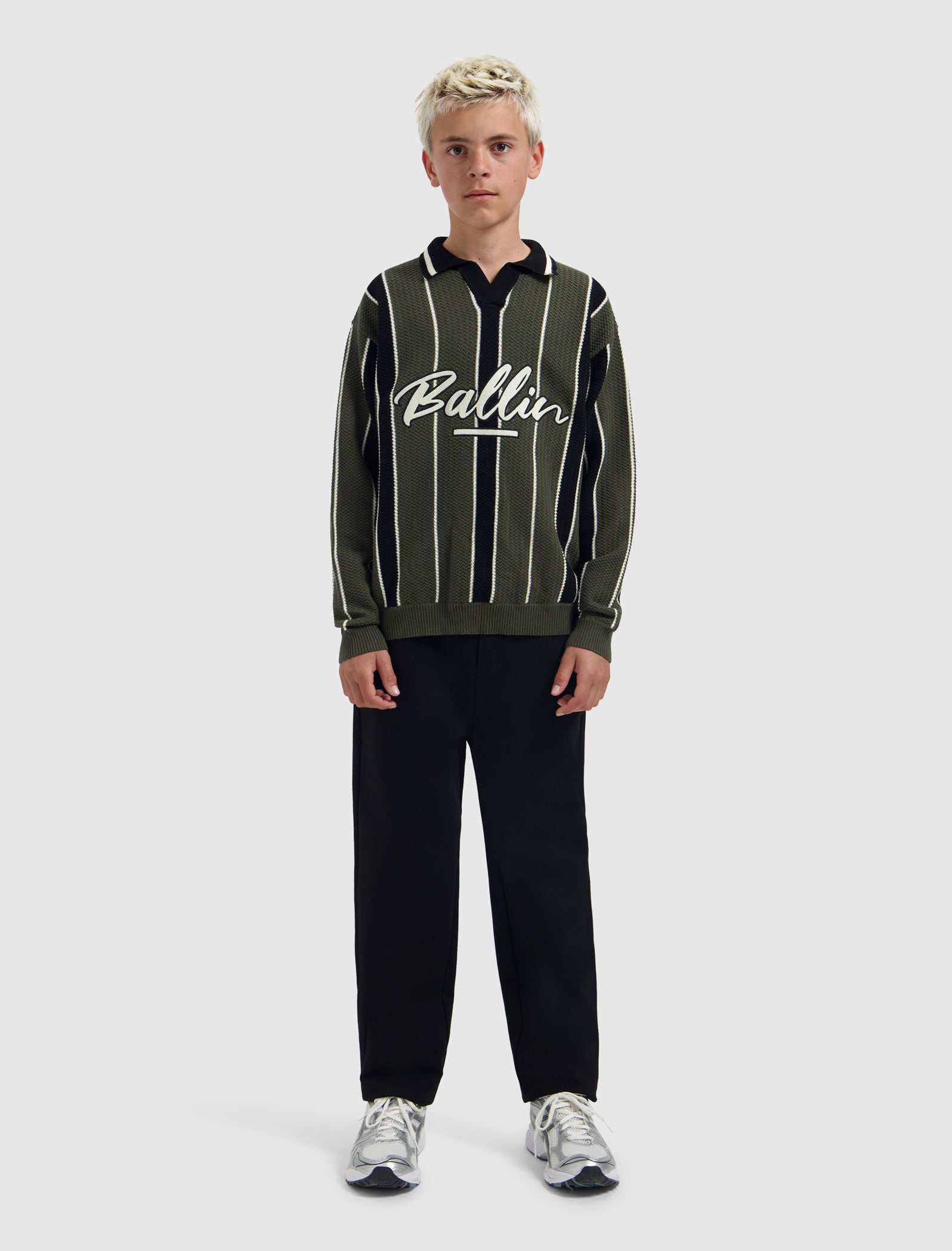 Junior Script Logo Crewneck Knit | Olive
