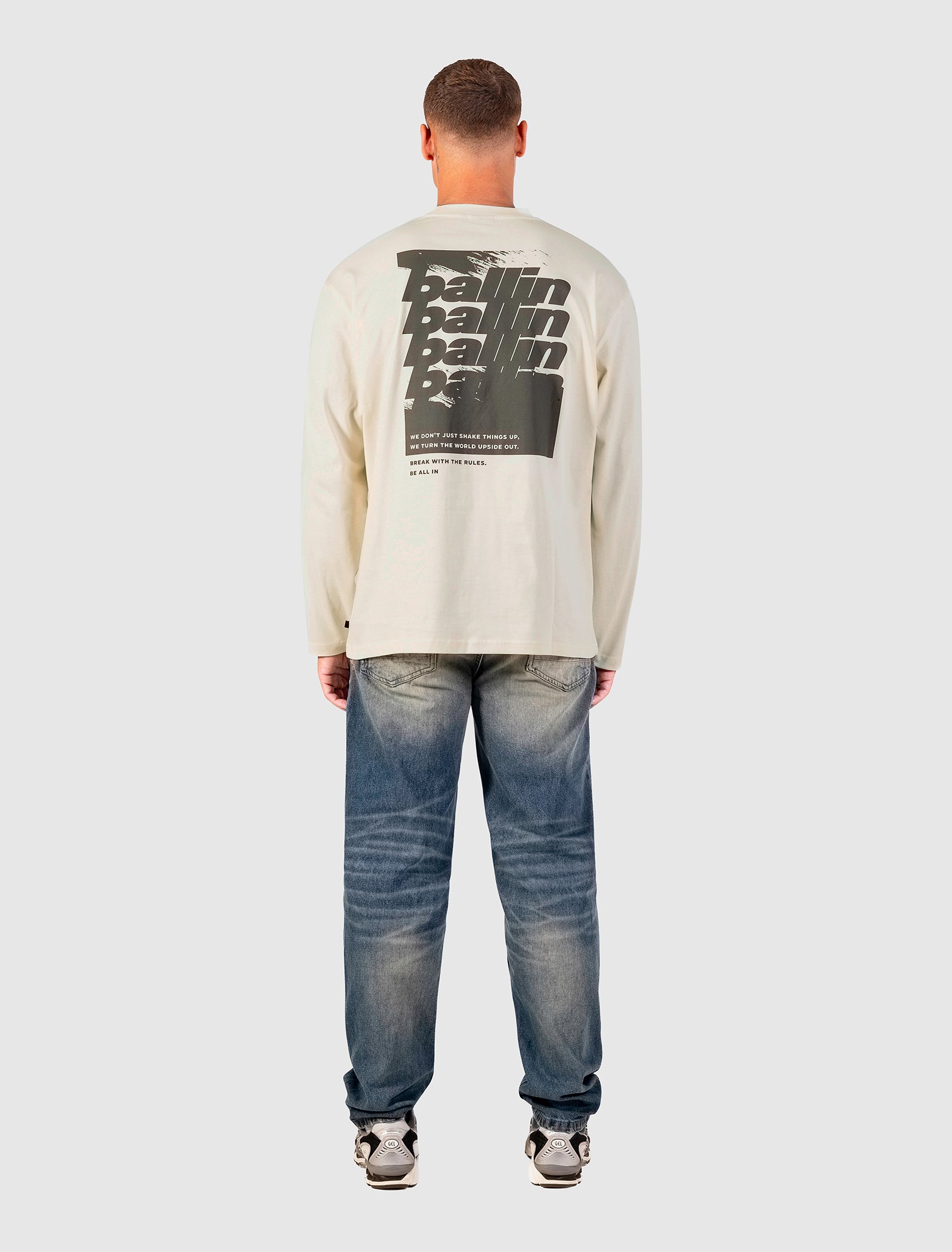 Grunge Stacked Logo Longsleeve | Ecru