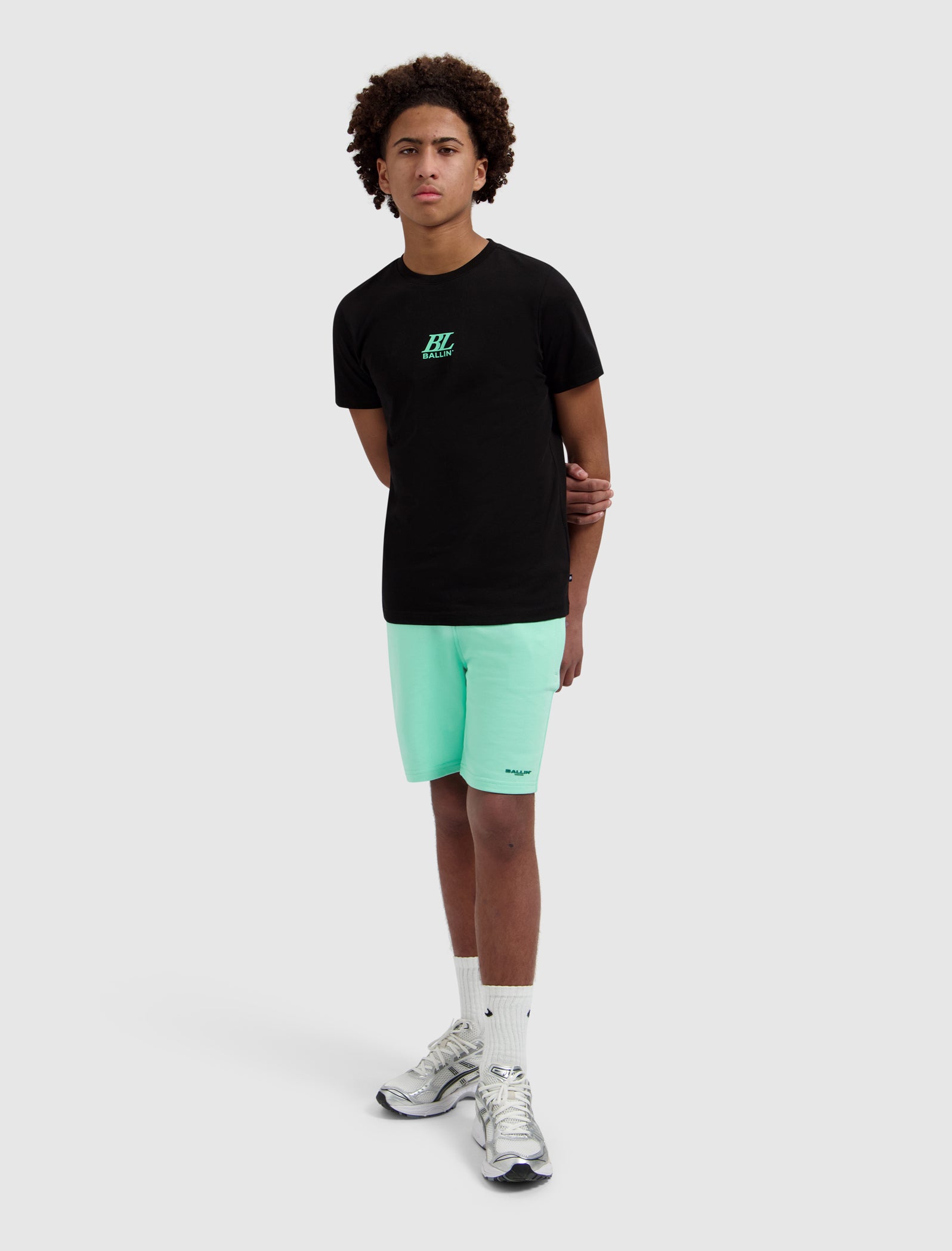 Junior Stacked Logo T-shirt | Black