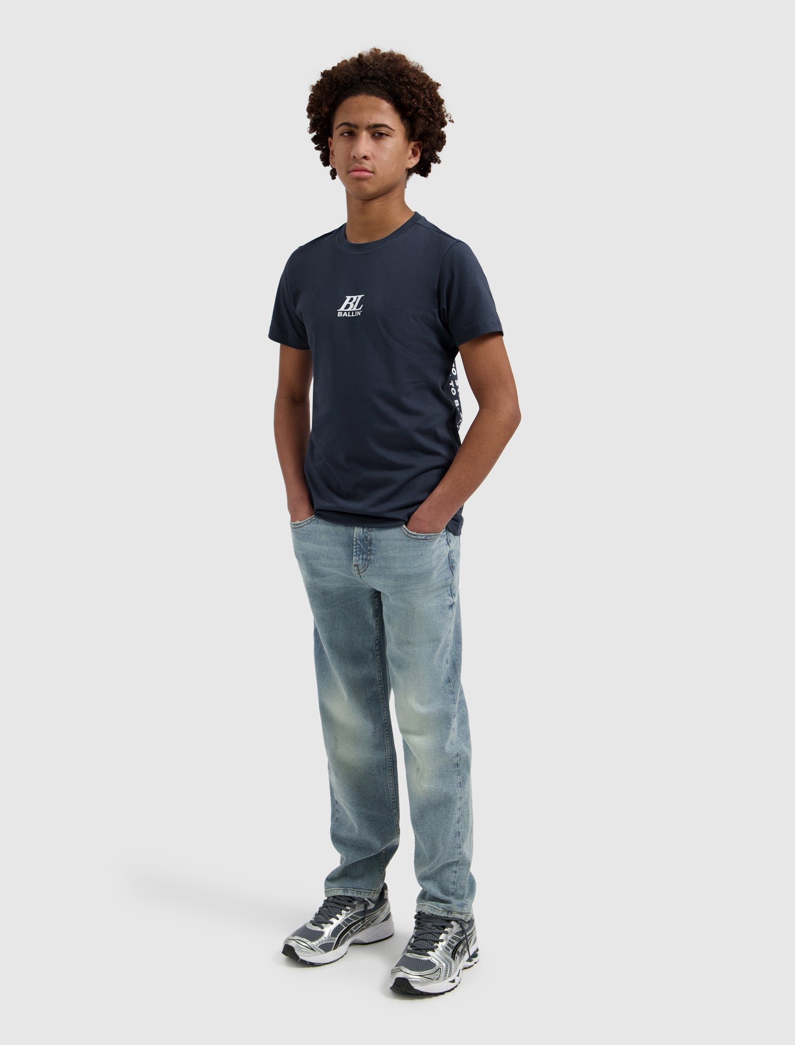 Junior Stacked Logo T-shirt | Navy