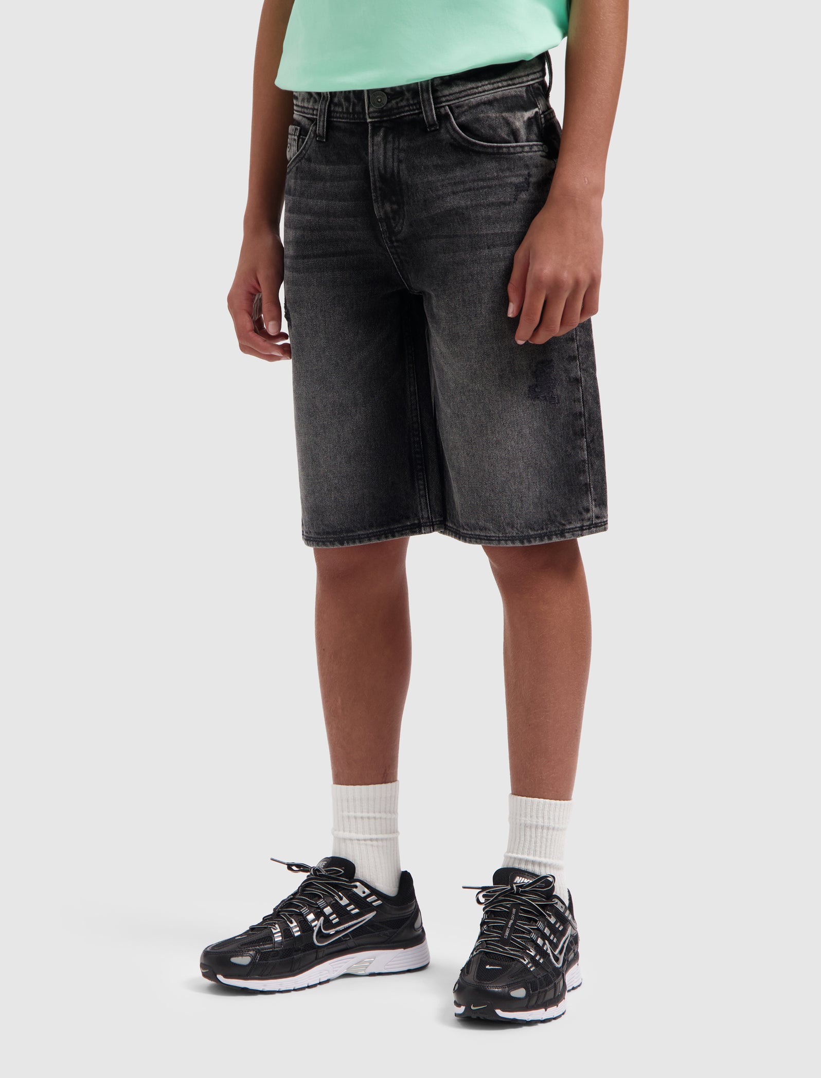 Junior The Kyle Loose Fit Short | Denim Dark Grey